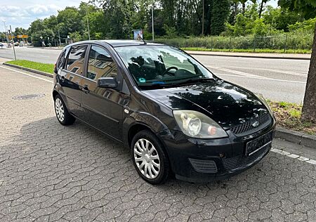 Ford Fiesta 1,4 16V Ambiente Ambiente