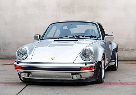 Porsche 930 Turbo