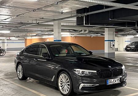 BMW 530d G30 xDrive A