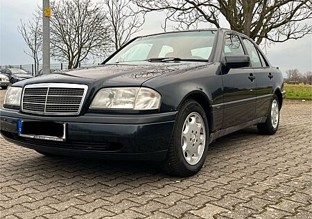 Mercedes-Benz C 180 CLASSIC Classic