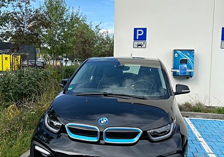 BMW i3 | LED | NaviProf. | Kamera | Schiebedach |