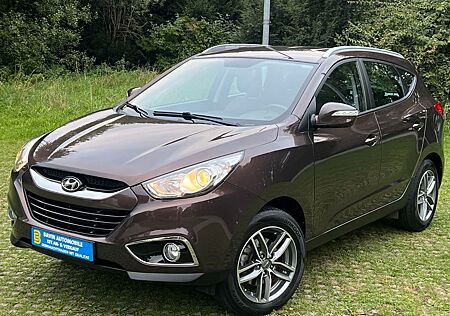 Hyundai ix35 gebraucht kaufen Hyundai ix35 Style 2WD *Aut. *Navi *Kamera *Leder *SHZ *