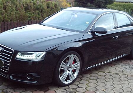 Audi A8 4.2 TDI tiptronic quattro -