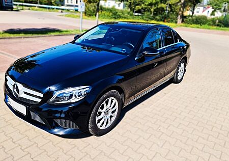Mercedes-Benz C 180 d -