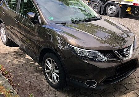 Nissan Qashqai 1.2 DIG-T Connecta Kamera