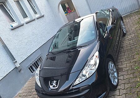 Peugeot 207 CC Roland Garros 120 Roland Garros