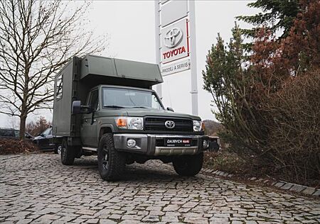 Toyota Land Cruiser gebraucht kaufen Toyota Land Cruiser GRJ 79 SC ambulance