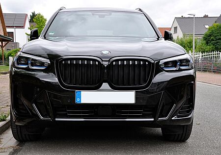 BMW X3 xDrive30d / Pano/ HuD/Top-Zustand /6 Zylinder
