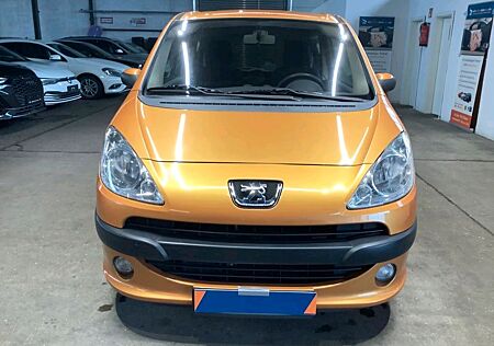 Peugeot 1007 Premium * Klima * nur 73000 KM * Tüv Neu