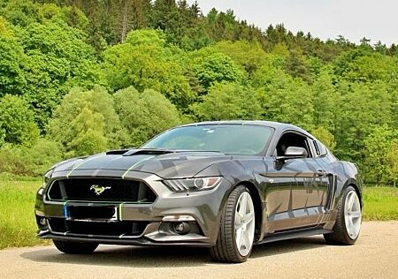 Ford Mustang 3.7 V6 Auto -