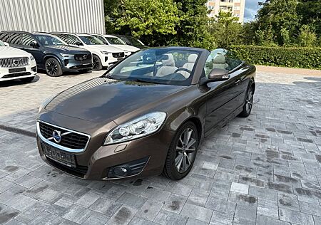 Volvo C70 D3 SUMMUM+HEICO 144KW+8FACH+UNFALLFREI+LEDER
