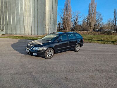 Skoda Octavia Combi 2.0 TDI umf. Austattung + Neuteile