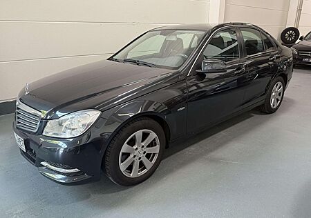 Mercedes-Benz C 200 CGI BlueEfficiency Navi*Sitzheiz.*PDC*Temp