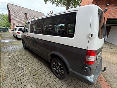 Volkswagen T5 Kombi