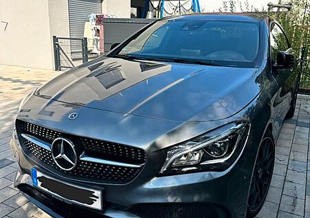 Mercedes-Benz CLA 180 -