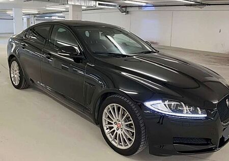 Jaguar XF 2.2 L Diesel -