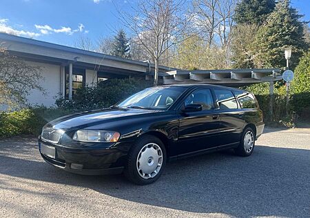 Volvo V70 2.5T -