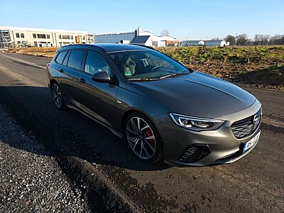 Opel Insignia B ST GSI 4x4 2.0 CDTI Panoramadach AHK