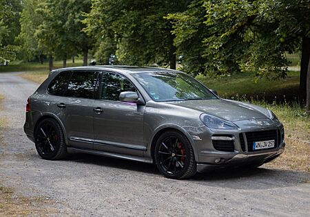 Porsche Cayenne GTS Design Edition 3