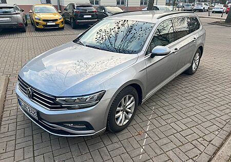 VW Passat Variant Volkswagen 1.5 TSI OPF DSG Variant -