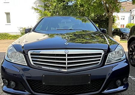 Mercedes-Benz 200 C