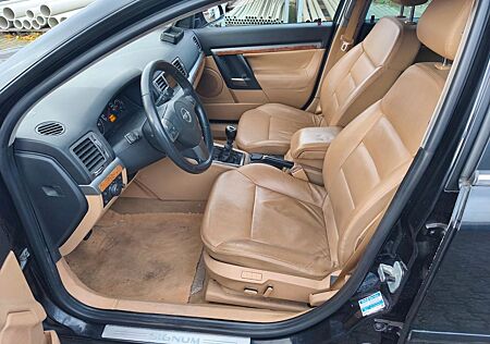 Opel Signum Cosmo 1.9 CDTI 110kW Cosmo