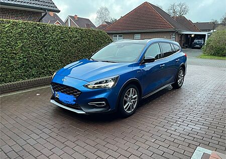 Ford Focus 1,5 EB 88kW Active Vignale Aut. Leder LED!