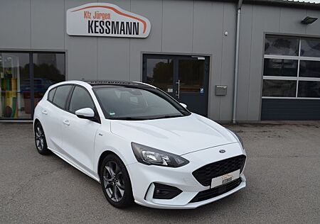Ford Focus 1.5 TDCi Ecoblue ST-Line Panorama Kamera