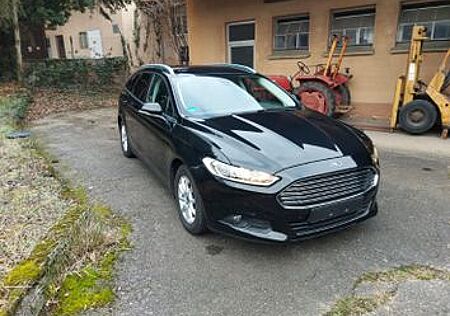 Ford Mondeo 1,5 EcoBoost Business Edition Turnier...