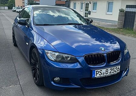 BMW 325i e92