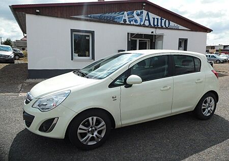 Opel Corsa D Satellite