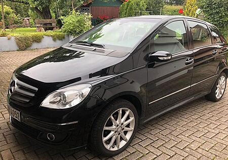Mercedes-Benz B 170 -