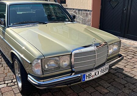 Mercedes-Benz CE 280