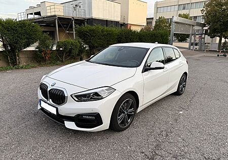 BMW 118i Sport Line