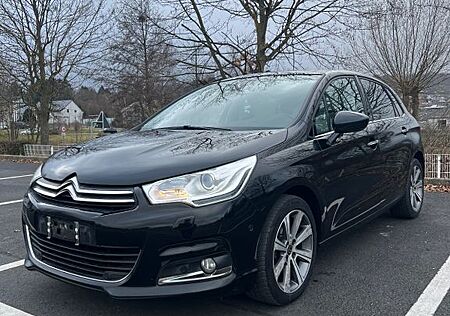 Citroën C4 BlueHDi 150 SHINE Standheizung, Panoramadach