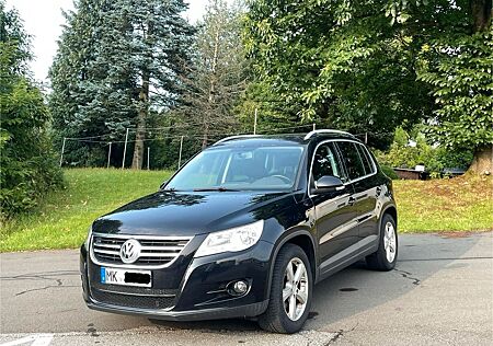 VW Tiguan Volkswagen 2.0 TDI 4MOTION Sport & Style Sport &...