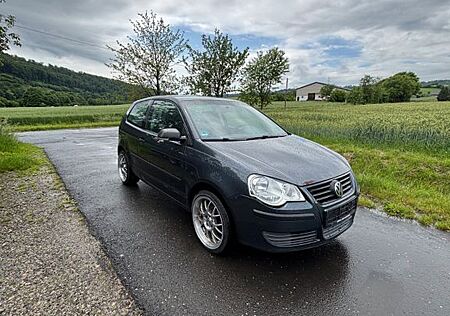 VW Polo Volkswagen 1.4 IV Trendline TÜV