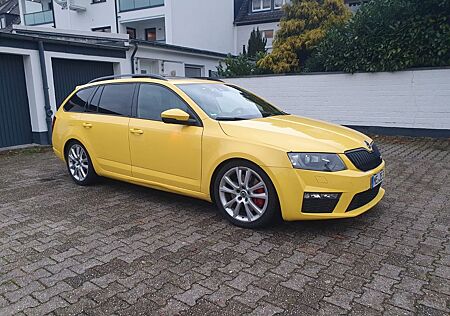 Skoda Octavia 2.0 TDI DSG RS Combi RS Tausch möglich