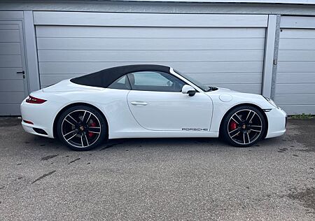 Porsche 991 C2S Cab ,PTV, Vierradlenk., Alcant., Garant.