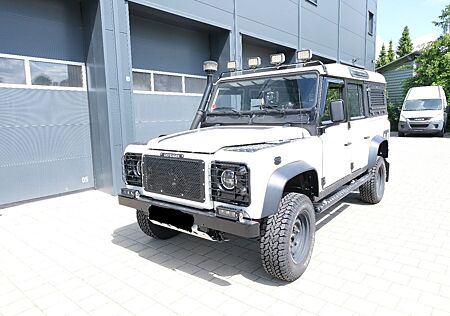 Land Rover Defender 110 Td5 Station Wagon S S