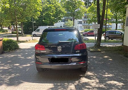 VW Tiguan Volkswagen 1.4 TSI 90 BlueMot Tec CUP Sport & St...