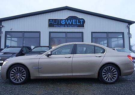BMW 750i xDrive 449PS lück.Scheckheft KAM ACC NAV