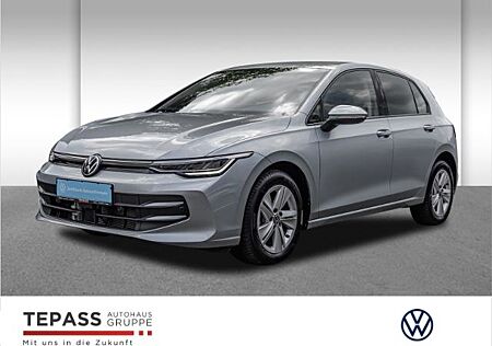 VW Golf Volkswagen VIII Lim. 1.5 TSI LIFE ALLSEASON SHZ