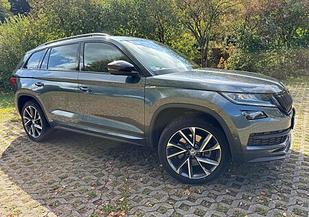 Skoda Kodiaq 2.0 TDI DSG 4x4 SPORTLINE TOP AUSSTATTUNG