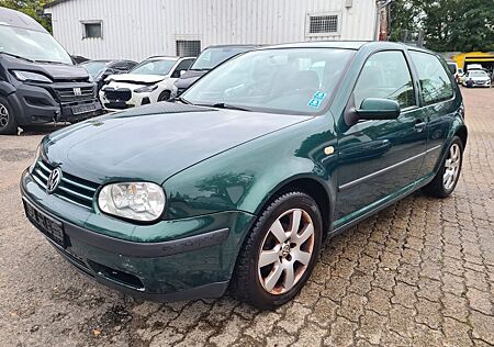 VW Golf Volkswagen 1.6 Auto Basis