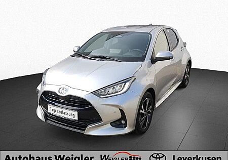 Toyota Yaris Hybrid Teamplayer