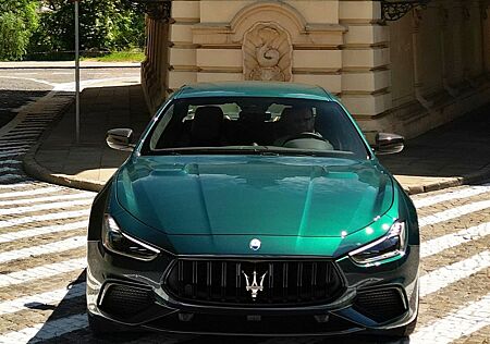 Maserati Ghibli 3.8 V8 334 Ultima Auto 334 Ultima
