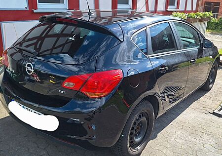 Opel Astra 1.7 CDTI Design Edition 92kW Design Ed...