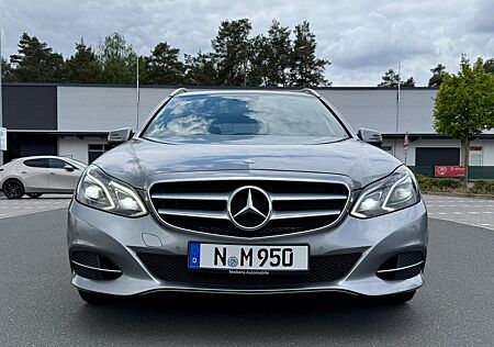 Mercedes-Benz E 220 CDI T-Mod.BlueEfficiency Avantgarde LED