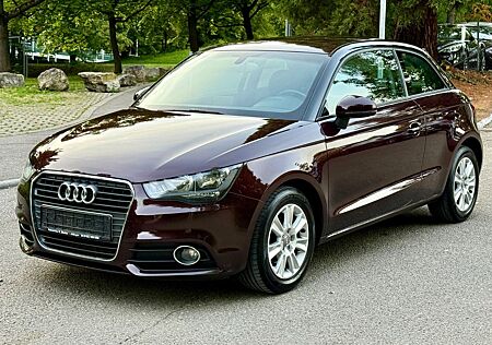 Audi A1 1.6 TDI attraction*NAVI*MFL*PDC*SHEFT*SHZ*AHK